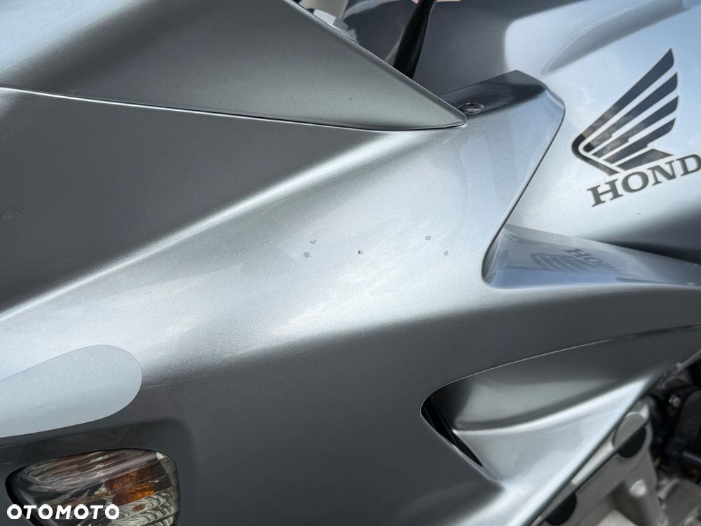 Honda CBF - 32