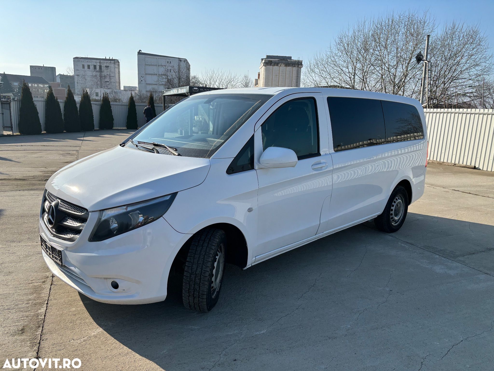 Mercedes-Benz VITO - 1