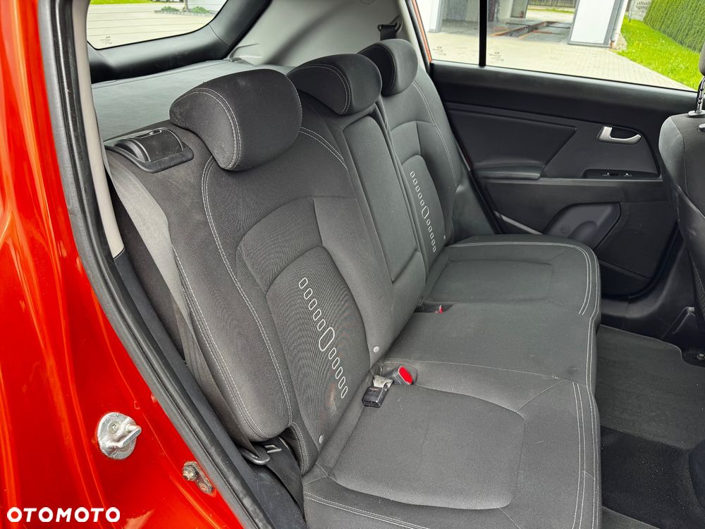 Kia Sportage 1.6 GDI 2WD ISG Vision - 32