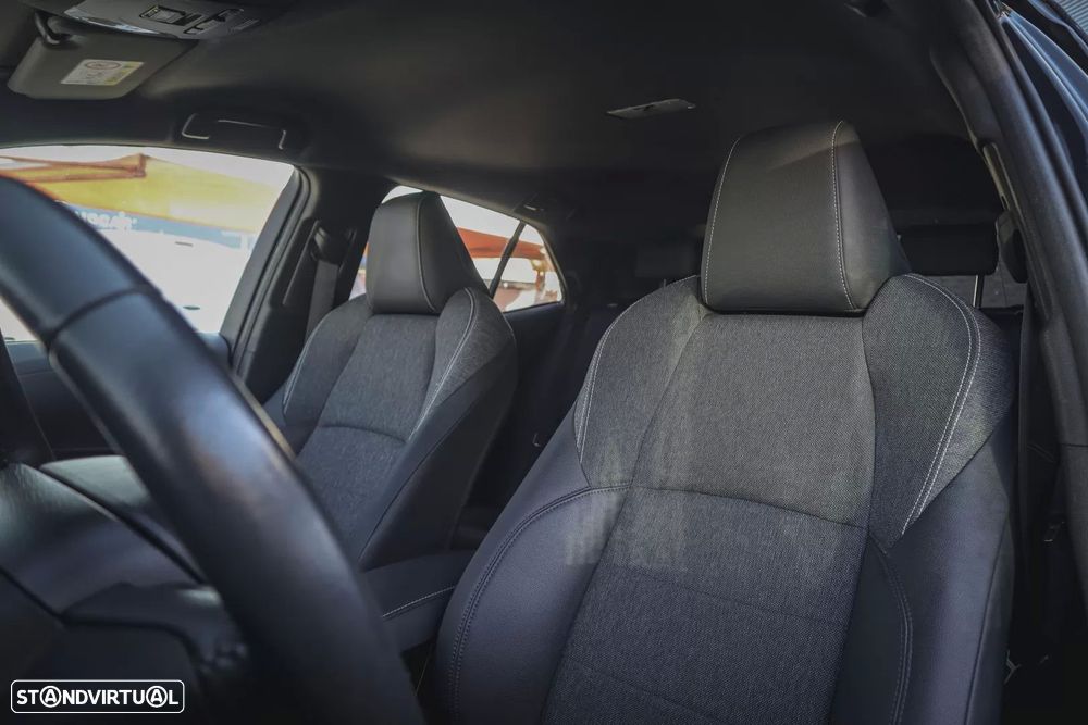 Toyota Corolla 1.8 Hybrid Exclusive - 8