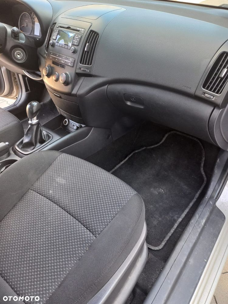 Hyundai i30 - 24