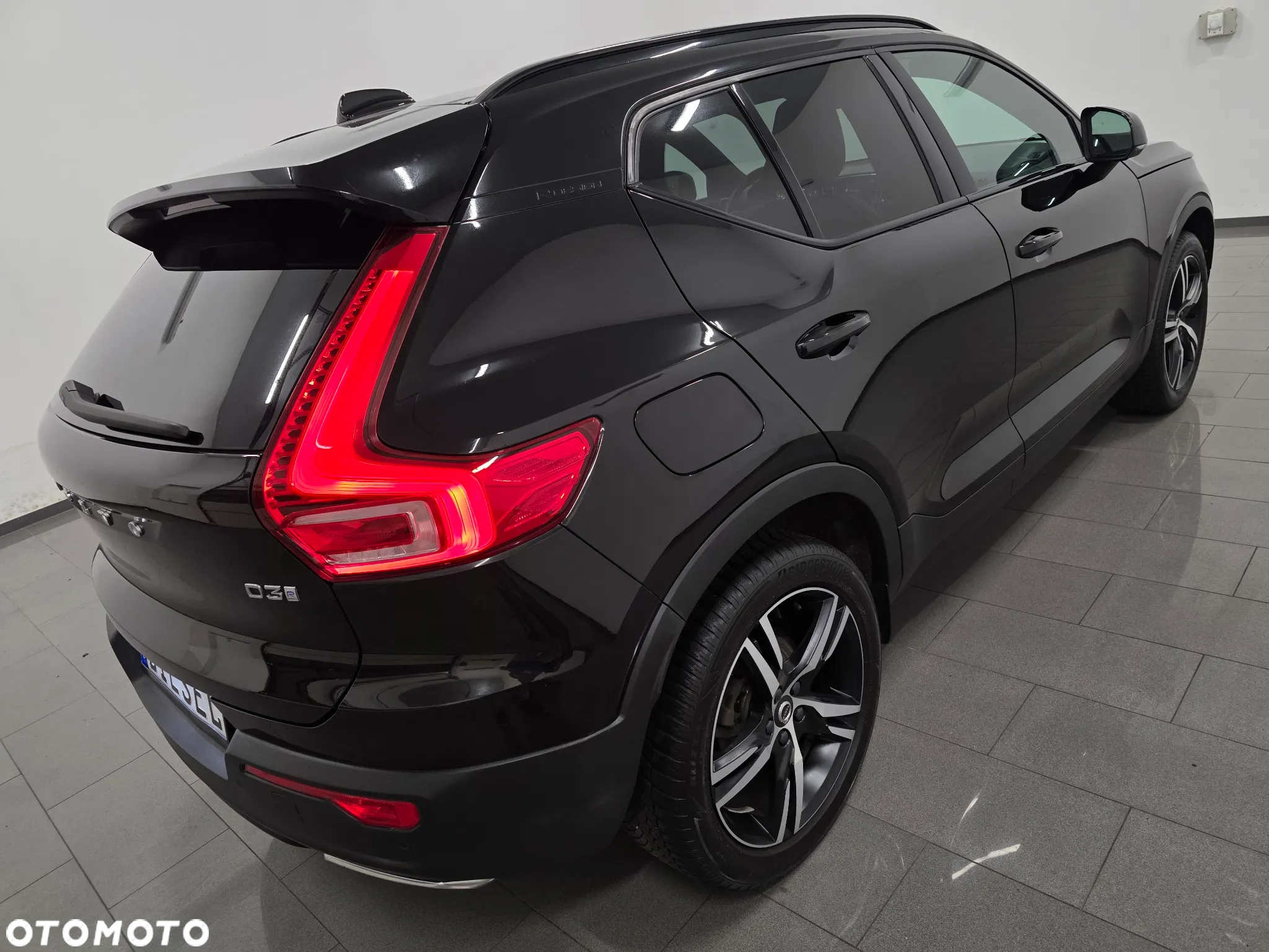 Volvo XC 40 D3 R-Design - 6