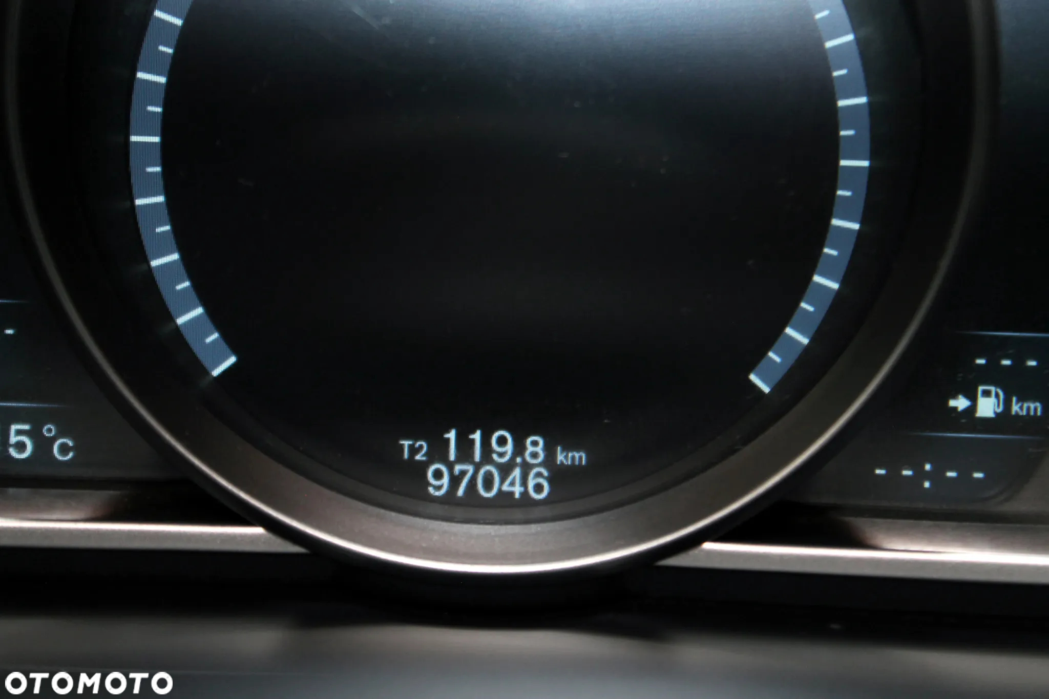 Volvo V40 Cross Country D2 Momentum - 17