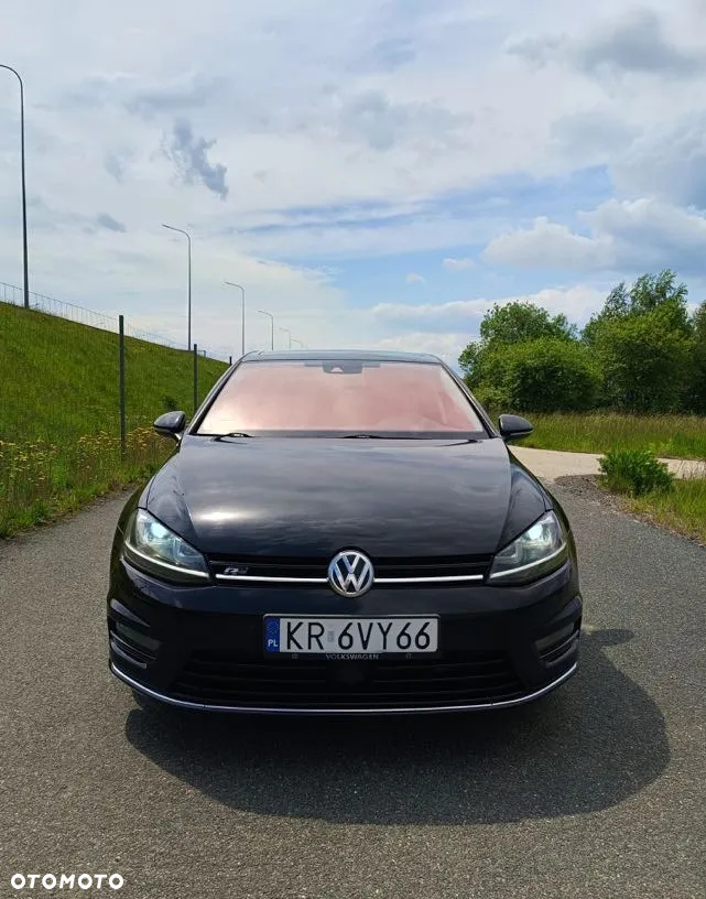 Volkswagen Golf 2.0 TDI SCR DSG R-Line - 4