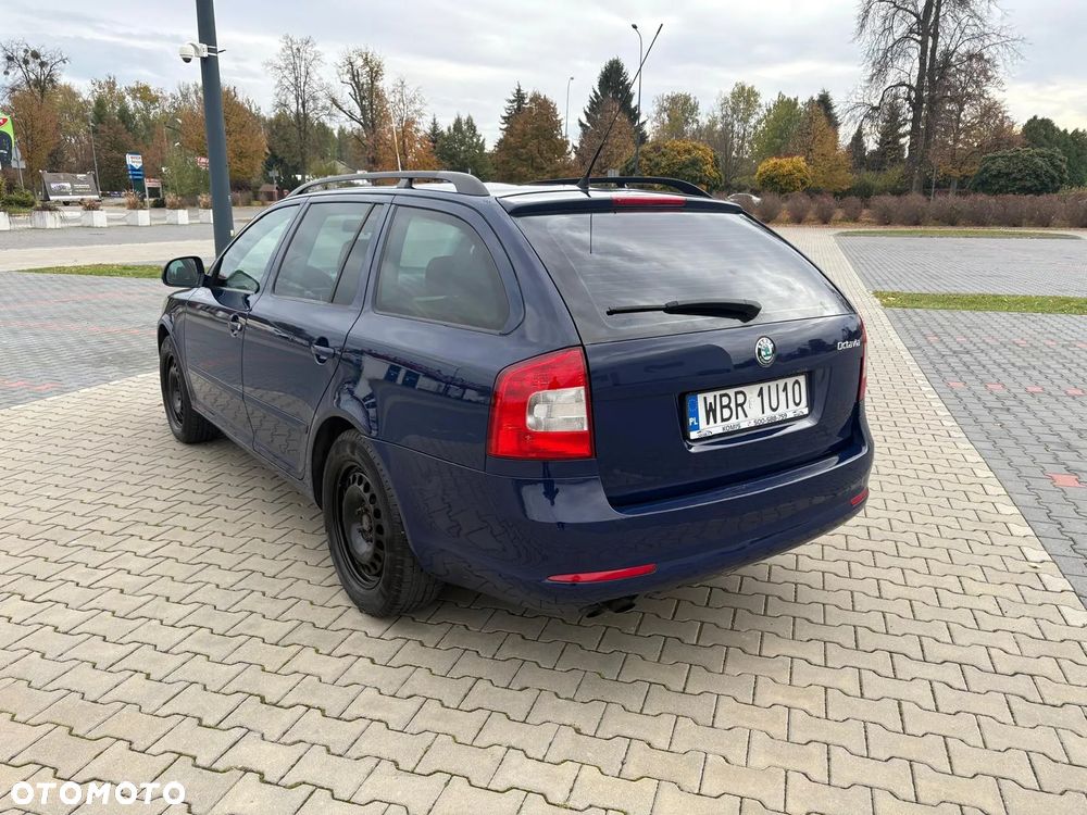 Skoda Octavia 1.8 TSI Family Plus - 4