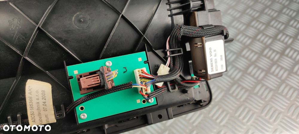 96650242ZD wyświetlacz ekran radia NAVI GPS nawigacji ramka PEUGEOT 308 T7 - 7