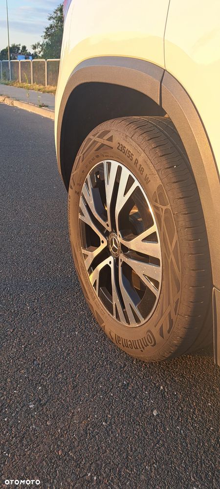 Mercedes-Benz GLA 220 d 4-Matic 8G-DCT - 18