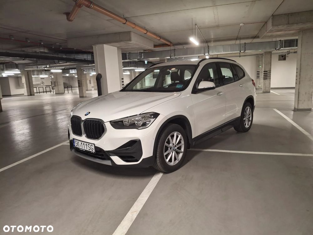 BMW X1 sDrive18i xLine - 1