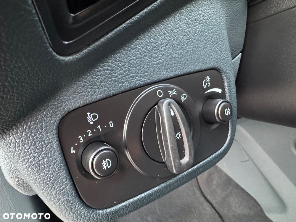 Ford C-MAX 1.6 TDCi Edition - 17