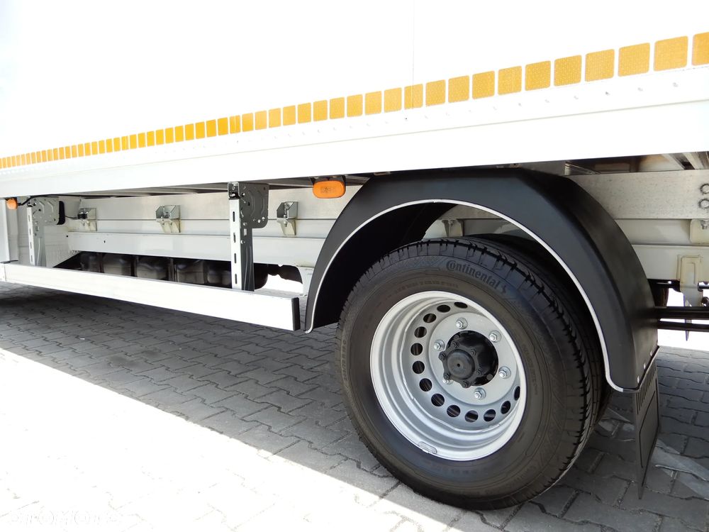 Mercedes-Benz Sprinter 516 CDI 2.2 CDI 163 KM Kontener 4.91 Cm 10 E.Palet Super Lekki ALUVAN DMC 3500 Kg 705 Kg Ładowność Tempomat Asystent Pasa Ruchu Stan Auta Jak Nowy UNIKAT - 21