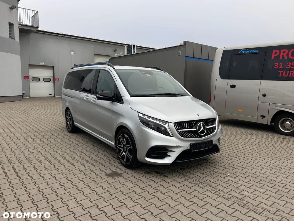 Mercedes-Benz Klasa V - 1