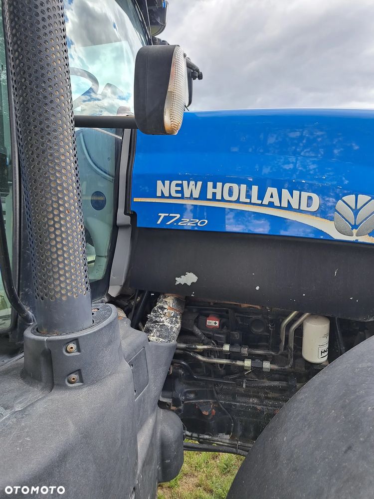 New Holland T7.220 - 7