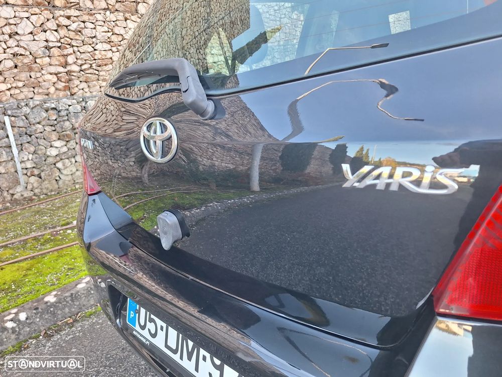 Toyota Yaris 1.0 VVT-i Sol High Pack - 29