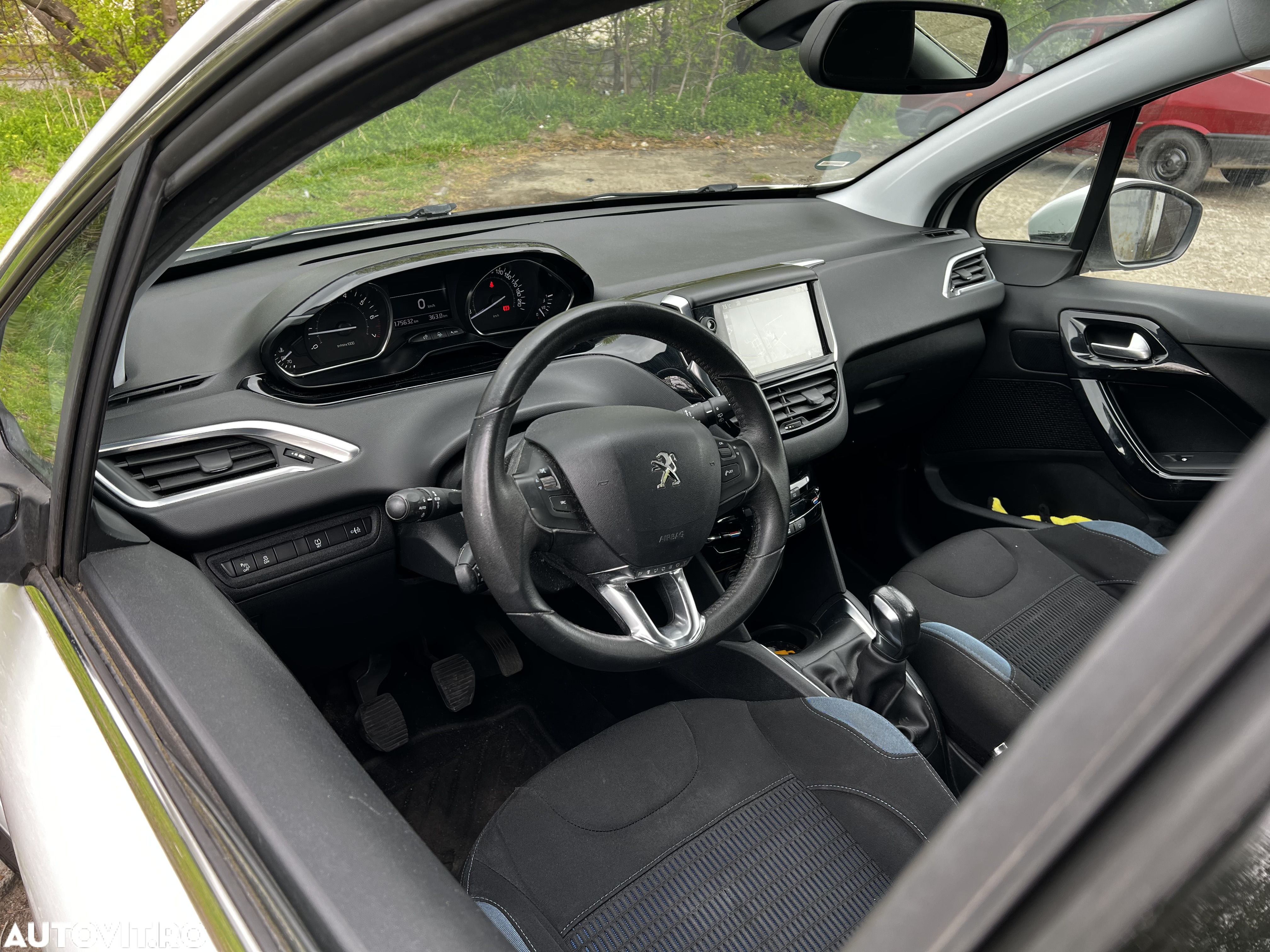 Peugeot 208 1.2 L PureTech STT Active Pack - 7