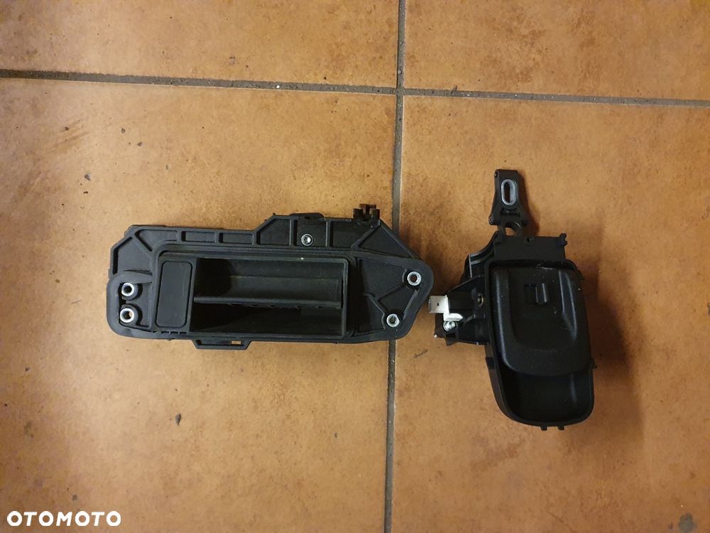 KLAMKA KLAPY BAGAŻNIKA MERCEDES E-KLASA W211 KOMBI