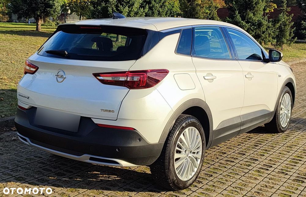 Opel Grandland X 1.6 Start/Stop Automatik Business Elegance - 25