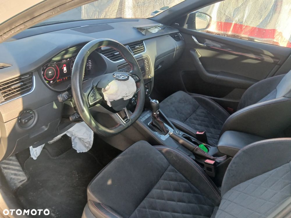 Skoda Octavia 2.0 TDI 4x4 DSG RS - 15