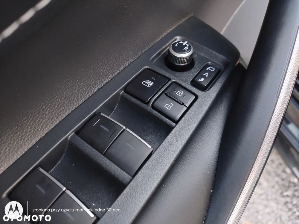 Toyota Corolla 2.0 Hybrid Style - 28