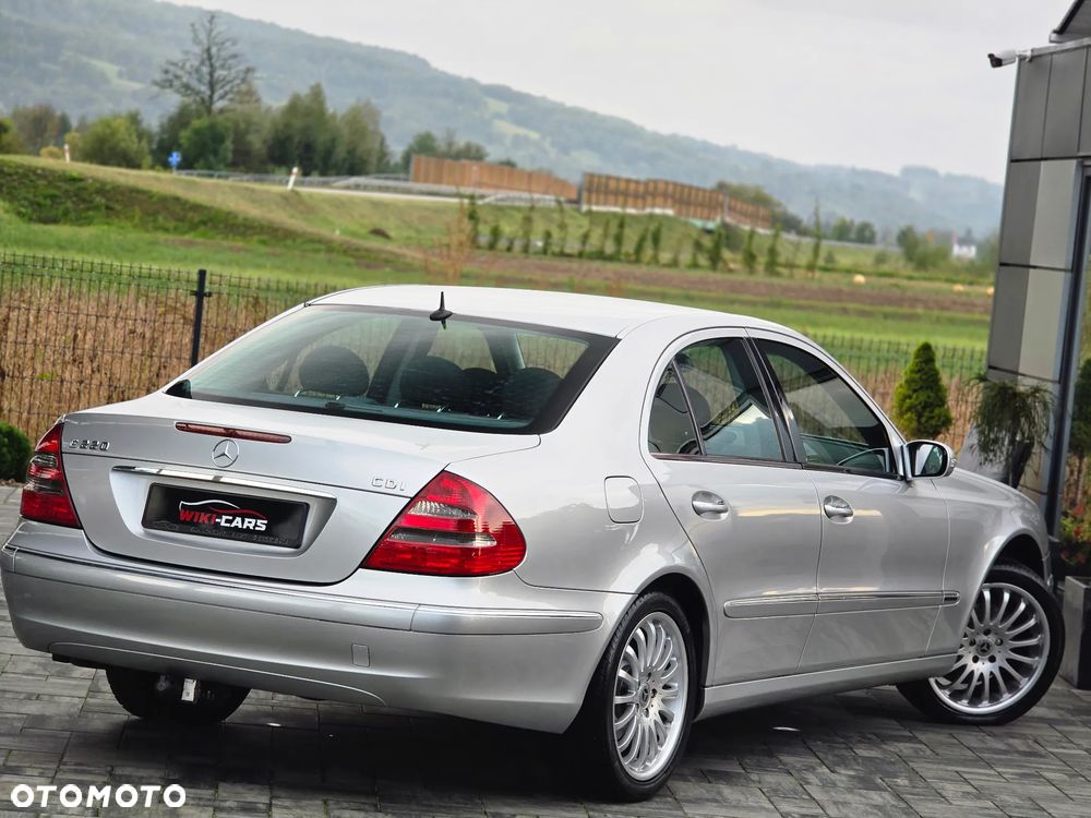 Mercedes-Benz Klasa E 220 CDI Automatik Elegance - 19