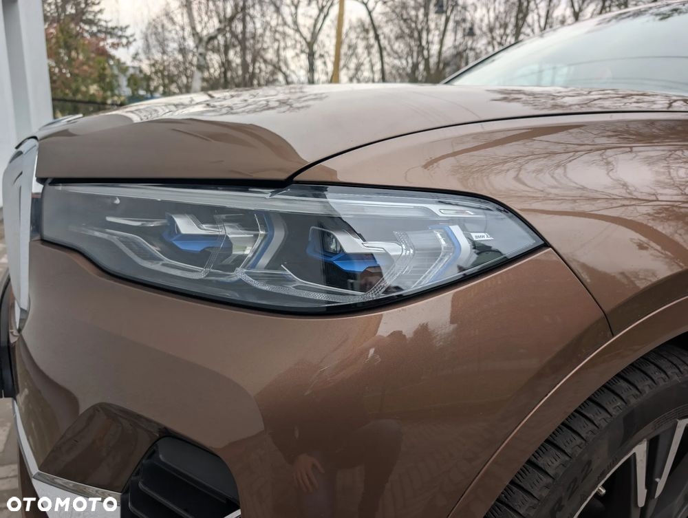 BMW X7 - 8