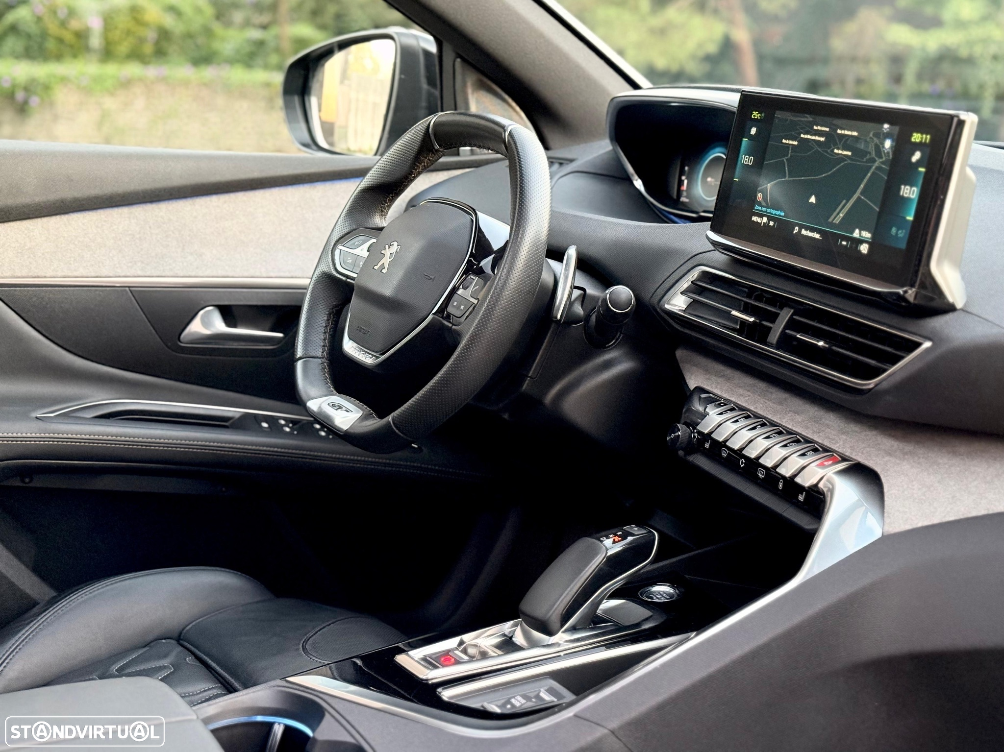 Peugeot 3008 1.6 Hybrid GT Pack e-EAT8 - 34
