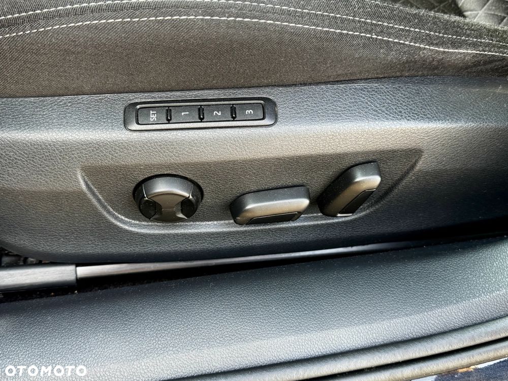 Skoda Superb 2.0 TDI 4x4 DSG Premium Edition - 11