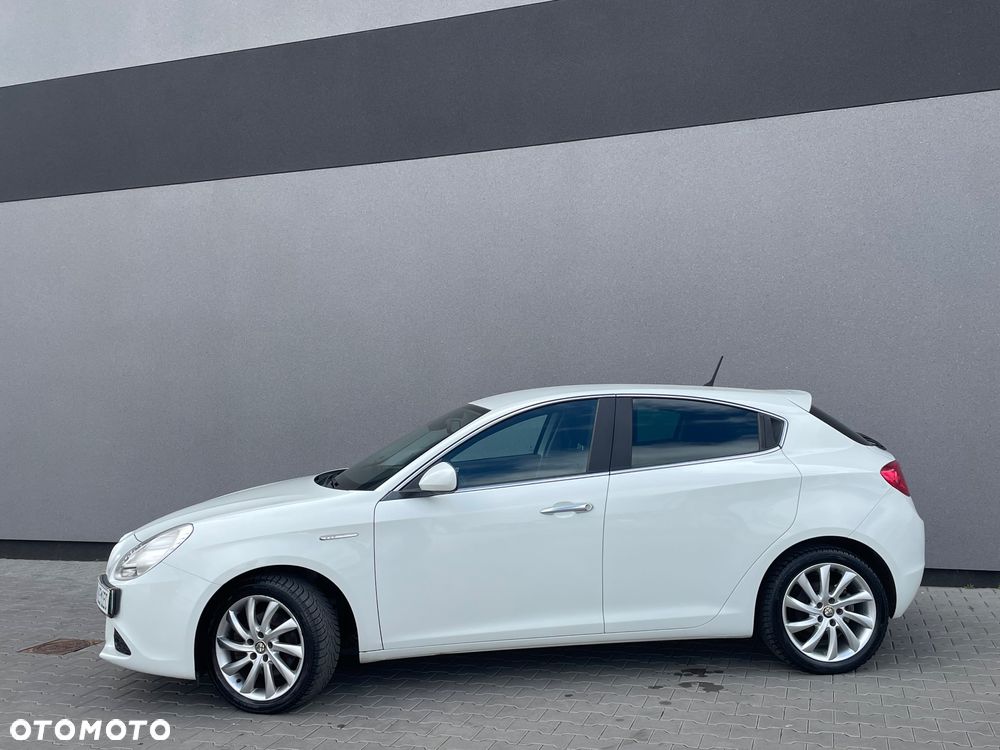 Alfa Romeo Giulietta - 10