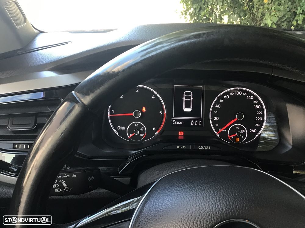 VW Polo 1.6 TDI Highline - 9