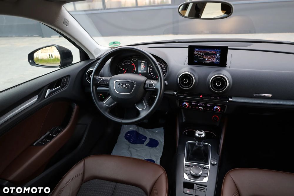 Audi A3 Sportback 2.0 TDI (clean diesel) quattro Ambiente - 27