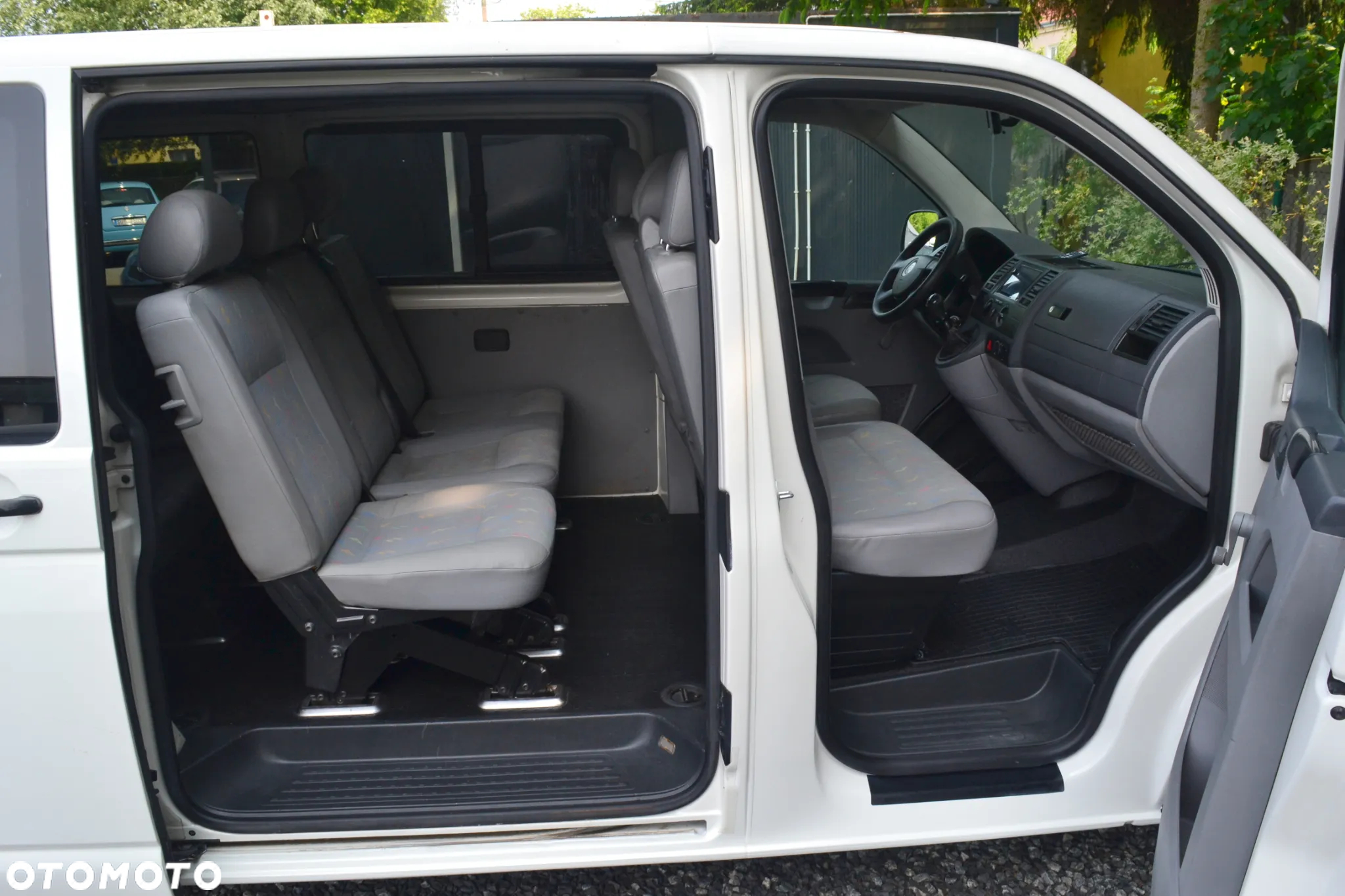 Volkswagen Transporter - 8