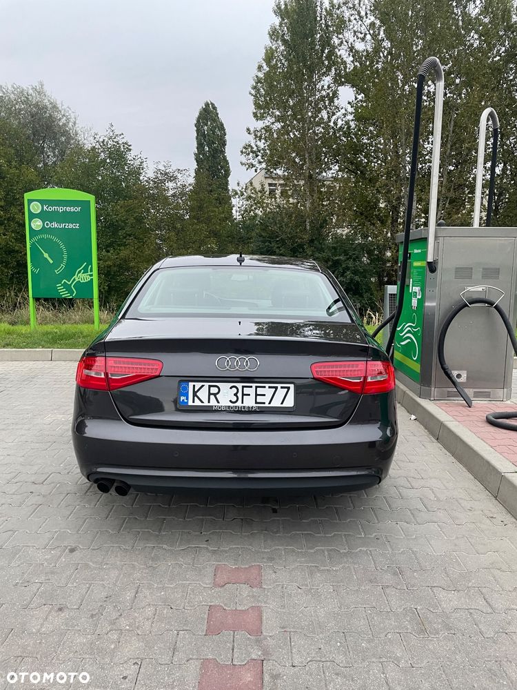 Audi A4 - 4