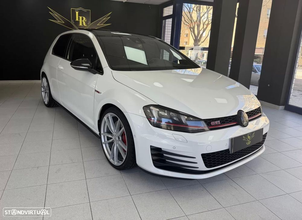 VW Golf 2.0 TSi GTi DSG Performance - 3
