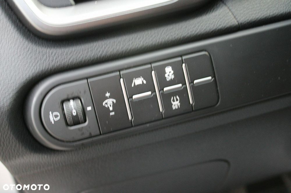 Kia Ceed - 17