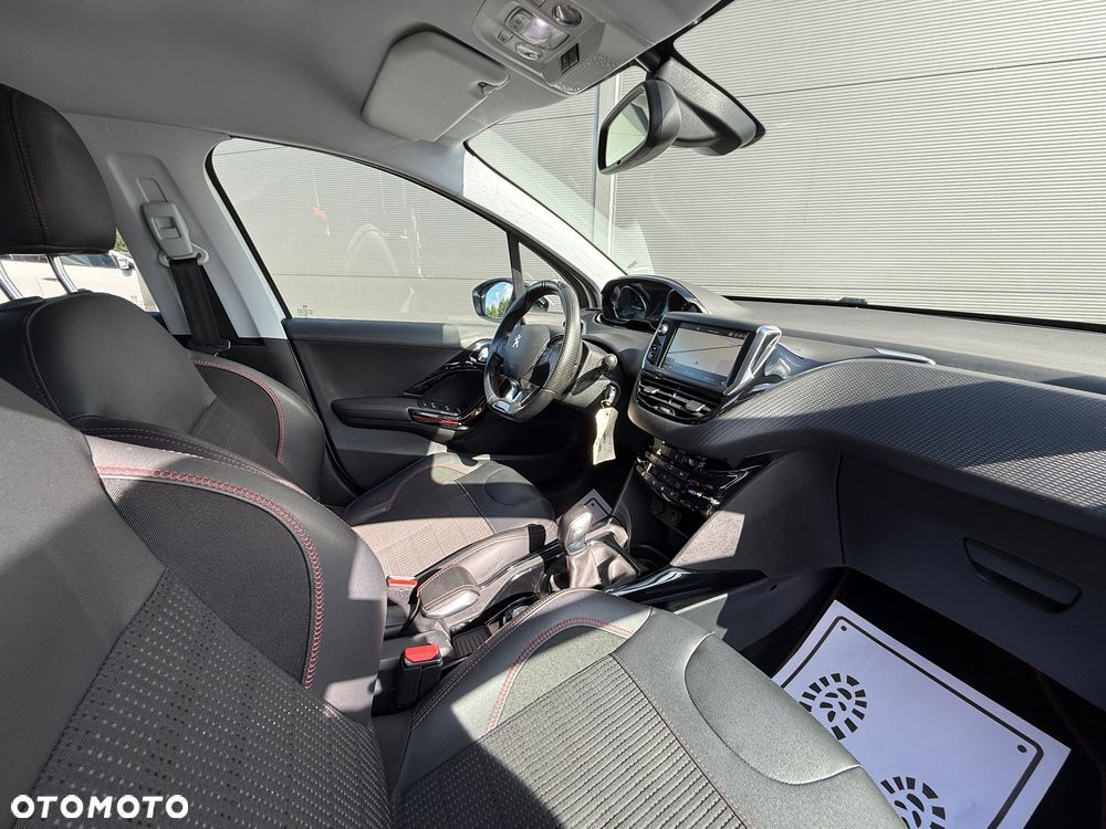 Peugeot 2008 PureTech 130 Stop&Start GT-Line Edition - 9