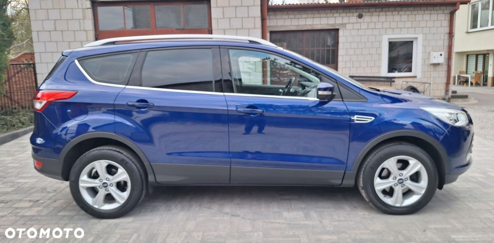 Ford Kuga 1.5 EcoBoost 2x4 Trend - 4