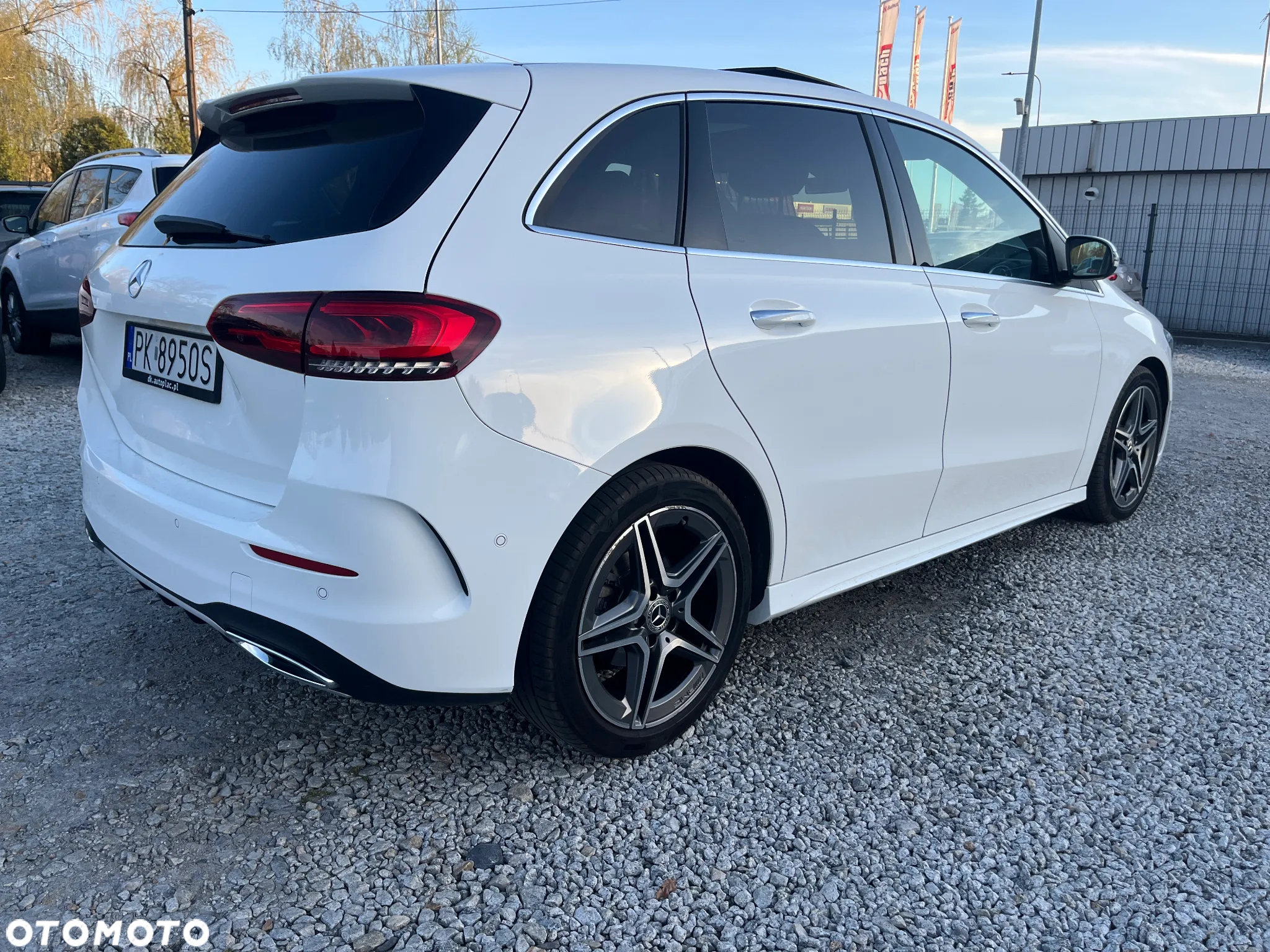 Mercedes-Benz Klasa B 200 d 8G-DCT AMG Line - 4