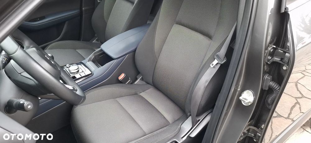 Mazda CX-30 SKYACTIV-D 1.8 - 19