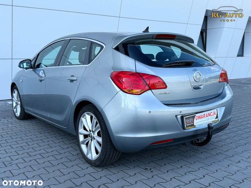 Opel Astra - 11