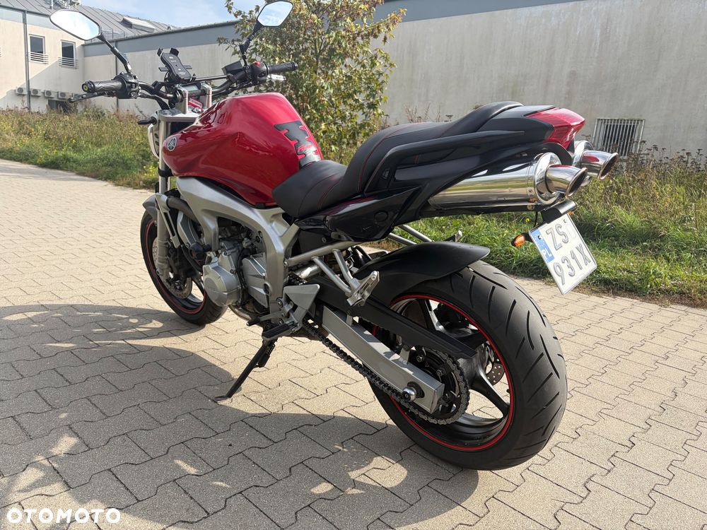 Yamaha FZ6 - 21