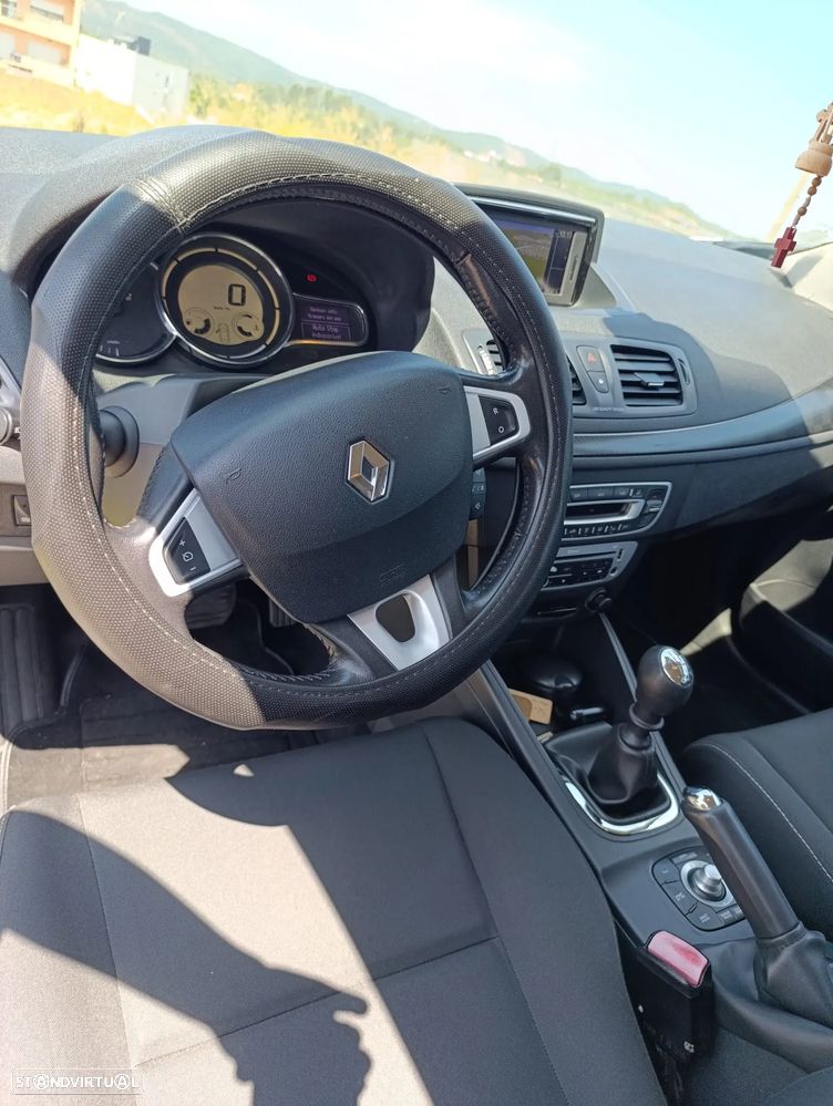Renault Mégane Sport Tourer ENERGY dCi 110 Start & Stopp Paris Business - 18
