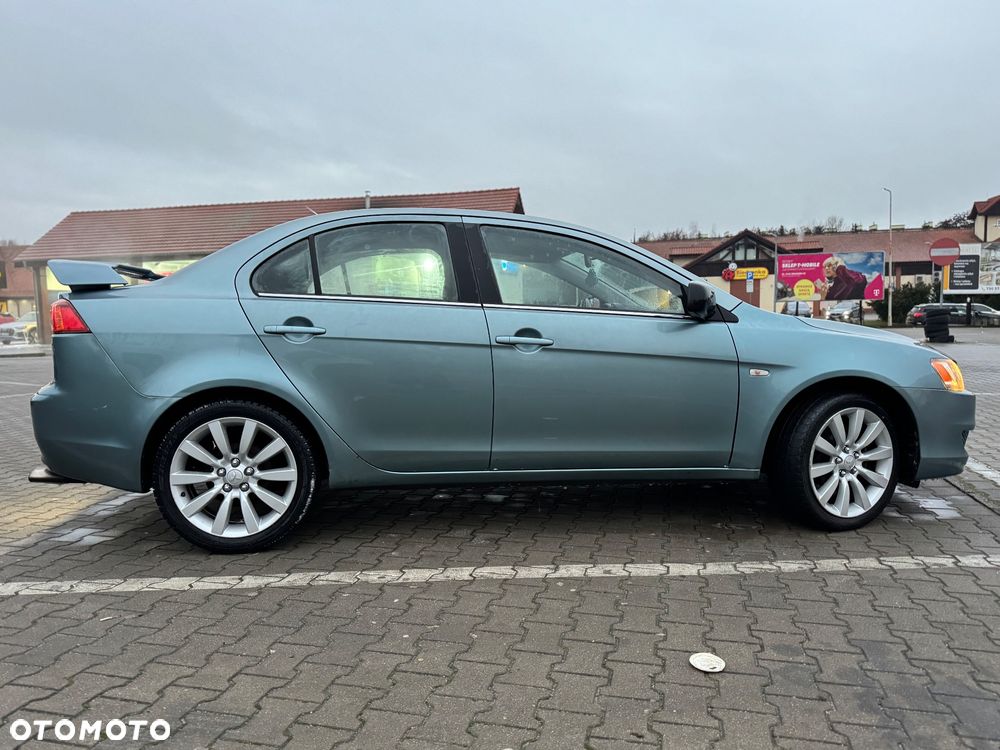 Mitsubishi Lancer 1.8 CVT Invite - 6