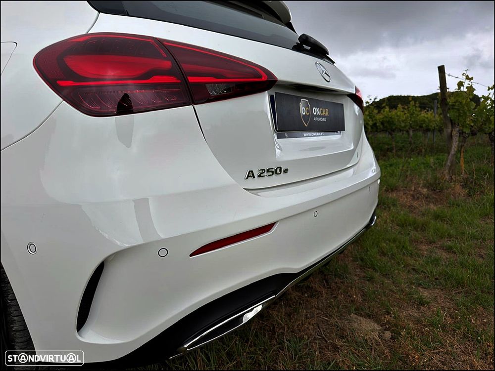 Mercedes-Benz A 250 e 8G-DCT Edition AMG Line - 24