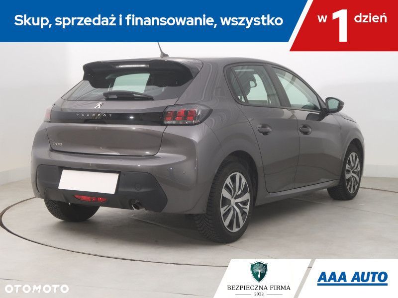 Peugeot 208 - 7