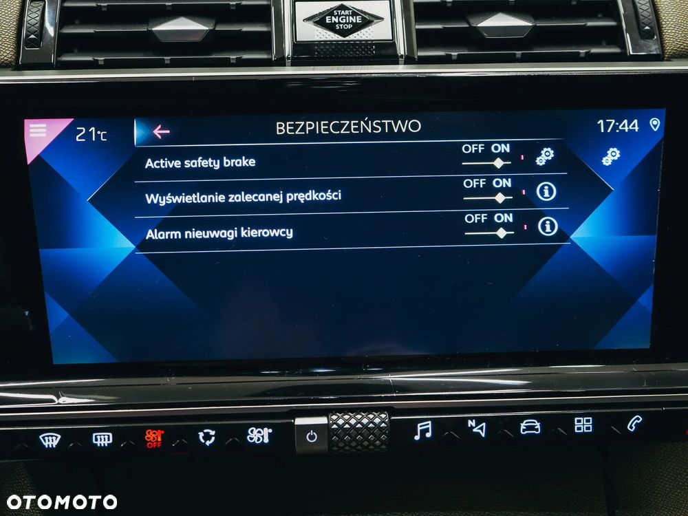 DS Automobiles DS 7 Crossback - 29
