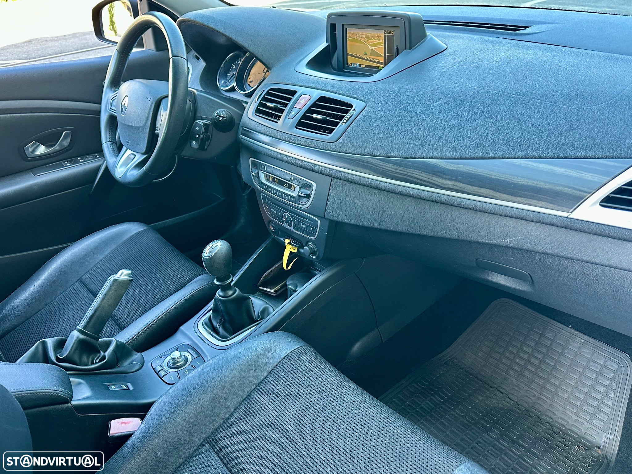 Renault Mégane Coupe 1.5 dCi Dynamique S - 20