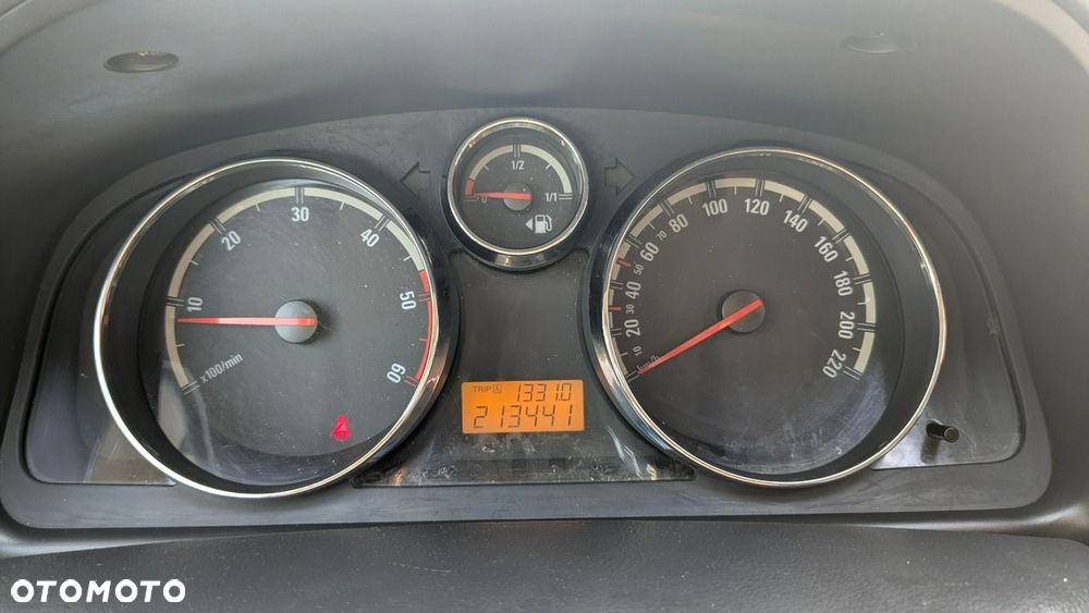 Opel Antara - 22