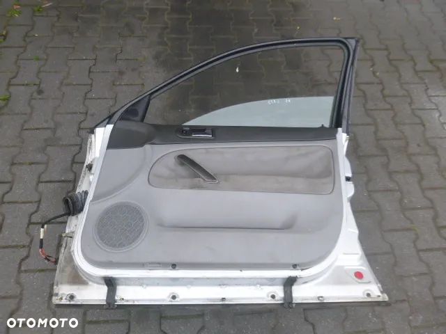 DRZWI PRAWY PRZÓD PRAWE PRZEDNIE KOMPLETNE VOLKSWAGEN PASSAT B5 96-00 KOLOR LB7Z - 15