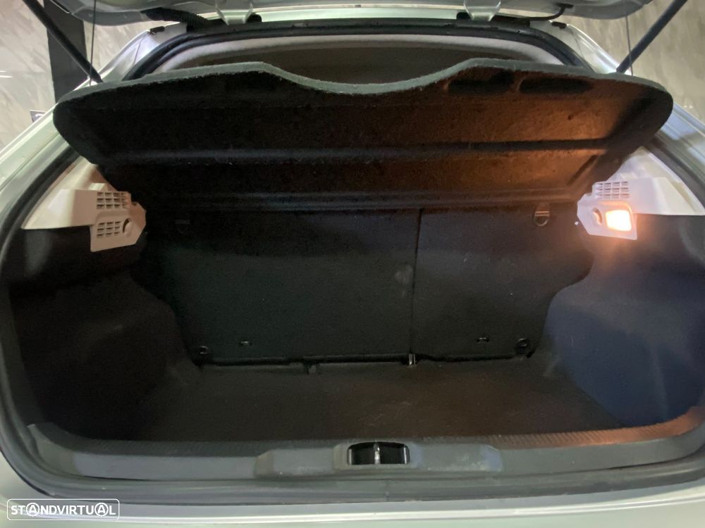 Peugeot 207 1.4 16V Open - 15