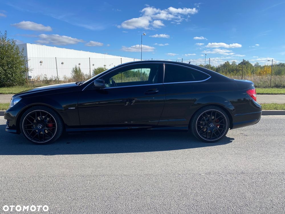 Mercedes-Benz Klasa C 250 CGI BlueEff Sport - 4