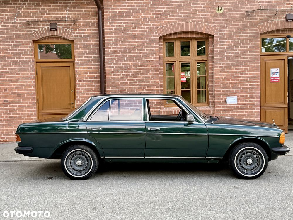 Mercedes-Benz W123 - 2